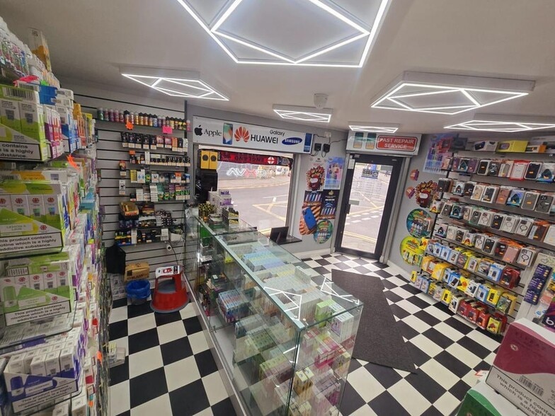 86 High St, Bradford for sale - Building Photo - Image 2 of 22