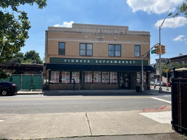 320 Martin Luther King Jr Dr, Jersey City, NJ for sale - Building Photo - Image 2 of 26