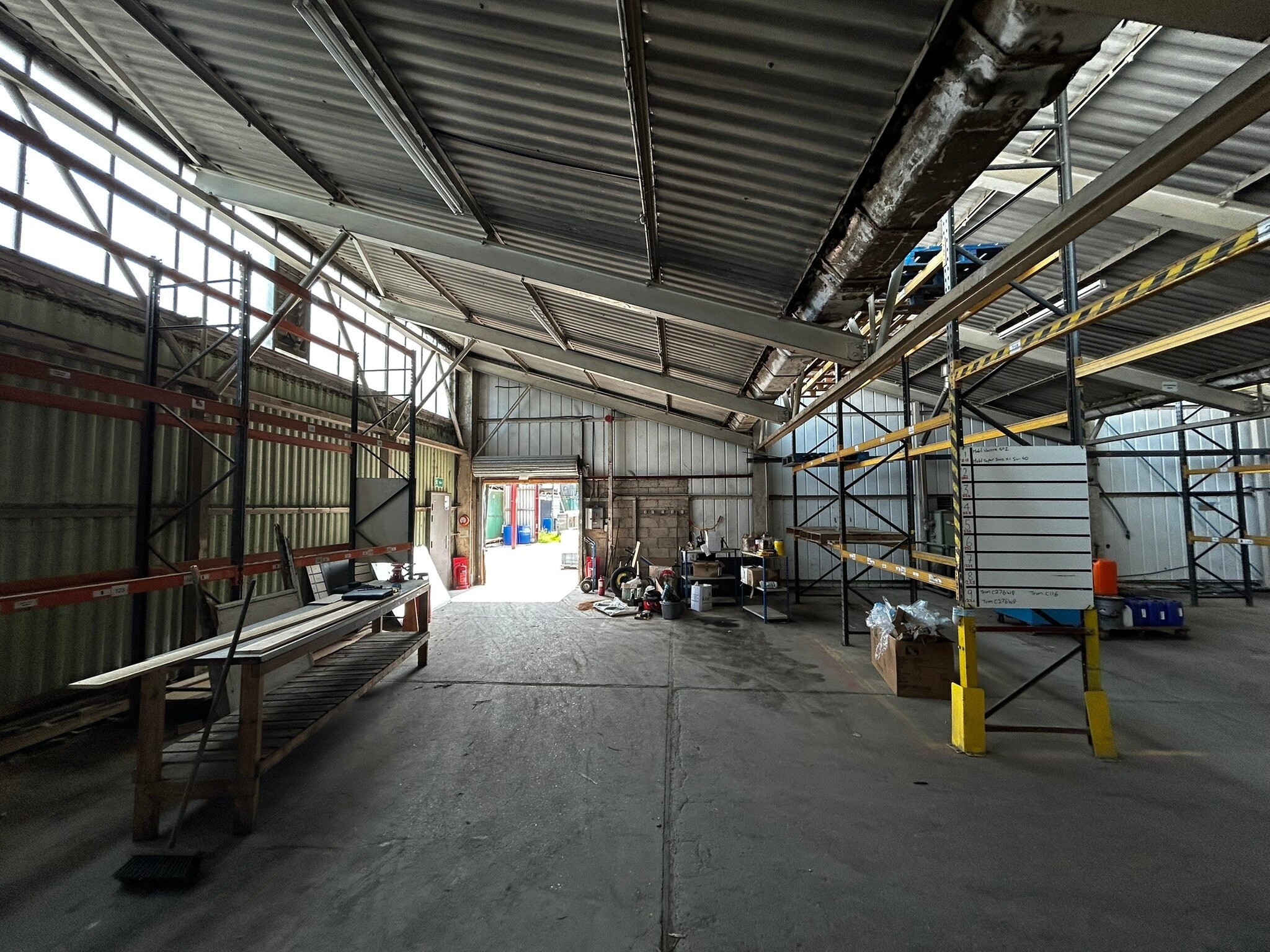 48 North Road, Okehampton to rent Interior Photo- Image 1 of 2