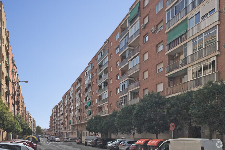 Calle Jacinto Verdaguer, 23, Madrid, Madrid for rent - Building Photo - Image 2 of 2