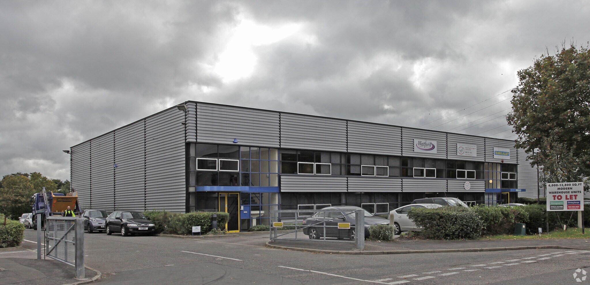 29A-29B Greenhill Cres, Watford for sale Primary Photo- Image 1 of 1