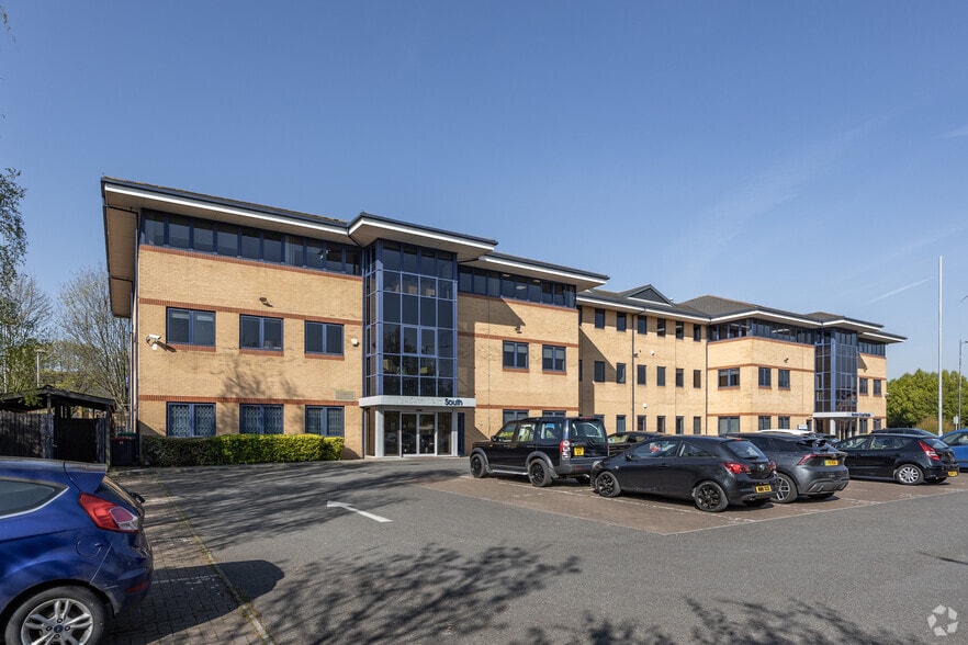 Keen Rd, Cardiff to rent - Primary Photo - Image 1 of 2
