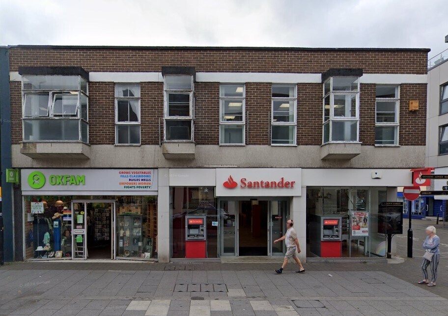 76-A-A High St, Brentwood for sale Primary Photo- Image 1 of 1