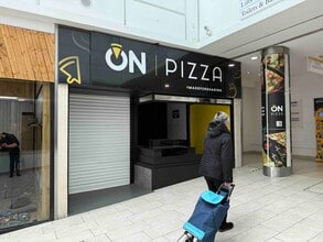 County Sq, Ashford to rent Building Photo- Image 1 of 1