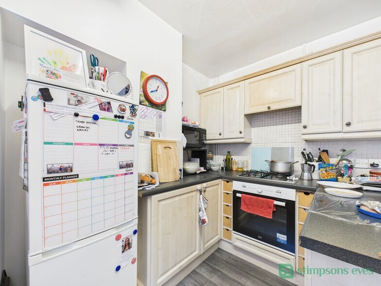 36 High St S, Dunstable for sale - Building Photo - Image 3 of 4