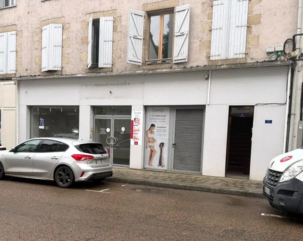 Retail in Tulle for sale Building Photo- Image 1 of 4