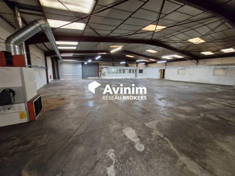 Industrial in Thorigny Sur Marne to rent - Interior Photo - Image 3 of 9