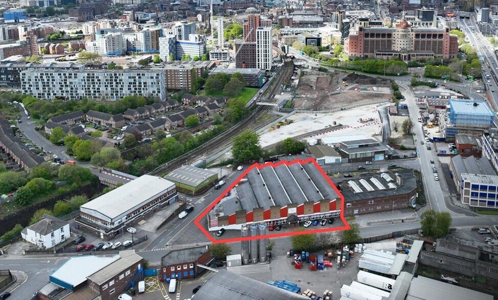 69 Upper Accommodation Rd, Leeds for sale - Building Photo - Image 1 of 1