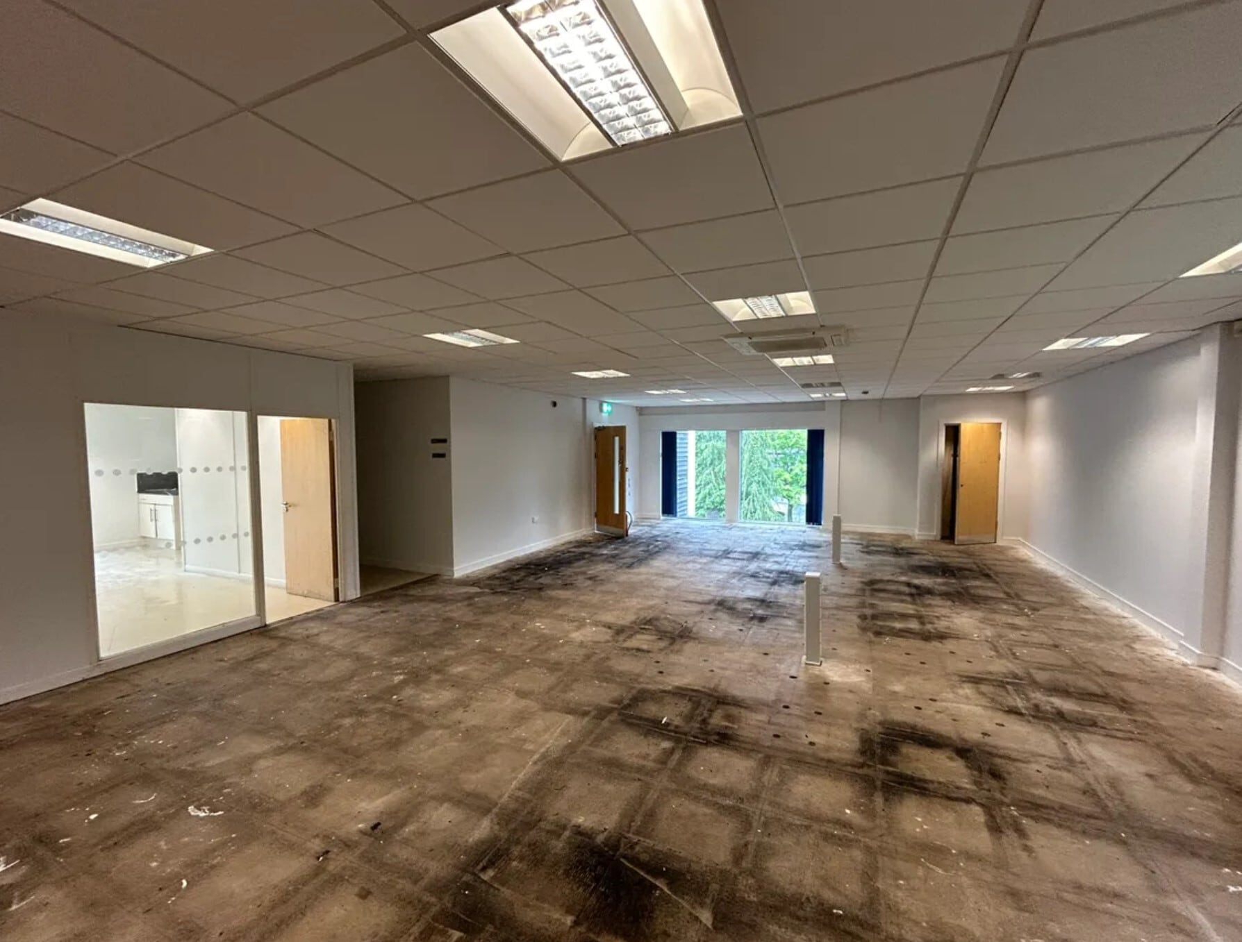 William Brown Close, Cwmbran to rent Interior Photo- Image 1 of 6