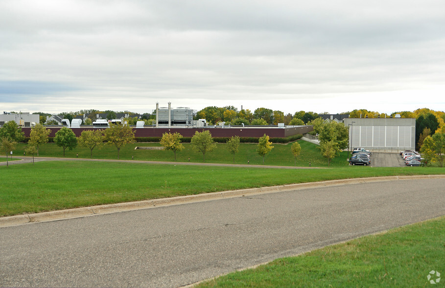 1500 Towerview Rd, Eagan, MN for sale - Building Photo - Image 1 of 1