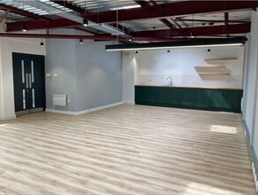 Womanby St, Cardiff to rent Interior Photo- Image 1 of 5