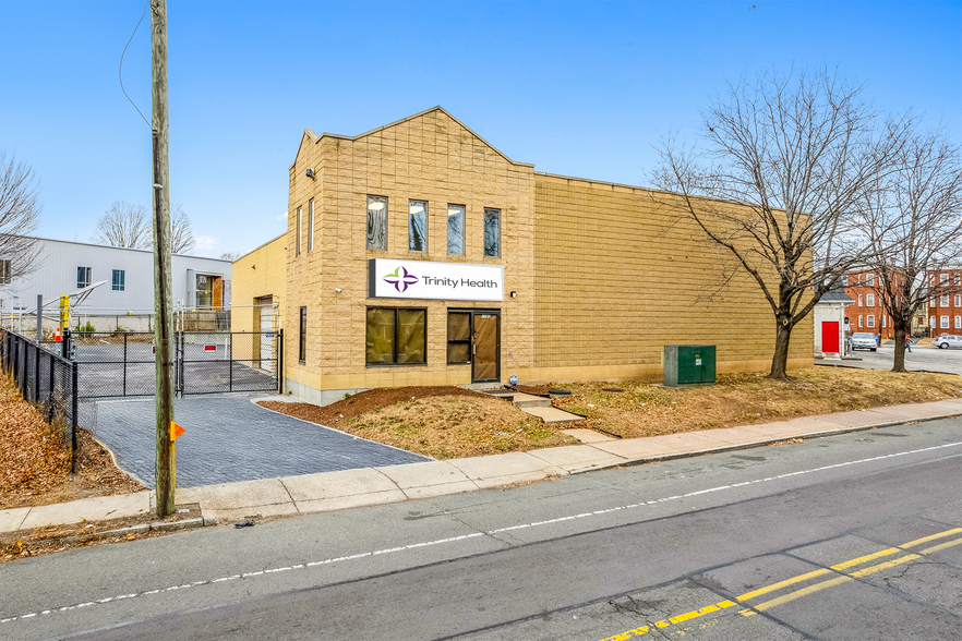 1795 Broad St, Hartford, CT for sale - Building Photo - Image 2 of 3