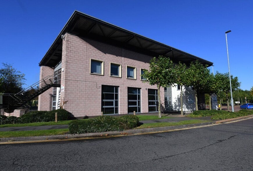 1110 Centre Park Sq, Warrington to rent - Building Photo - Image 1 of 3