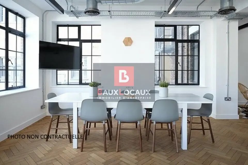 Location Bureaux 100 m² - Photo 1