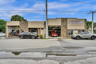 121 SE 1st Ave, Dania Beach, FL for sale Building Photo- Image 1 of 58