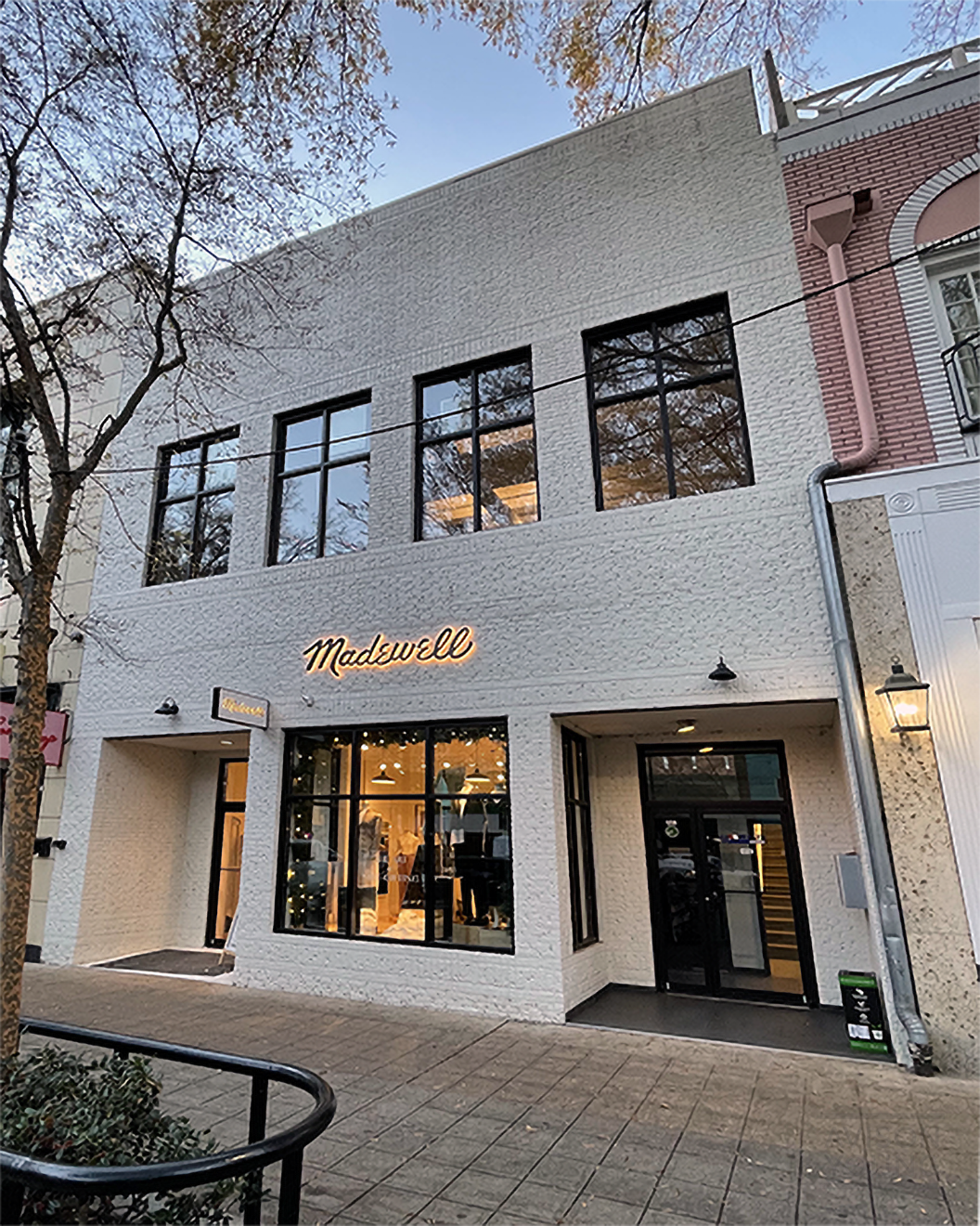 125 N Main St, Greenville, SC to rent Building Photo- Image 1 of 12