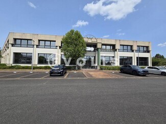 More details for 8 Place Marcel Rebuffat, Villejust - Light Industrial to Rent
