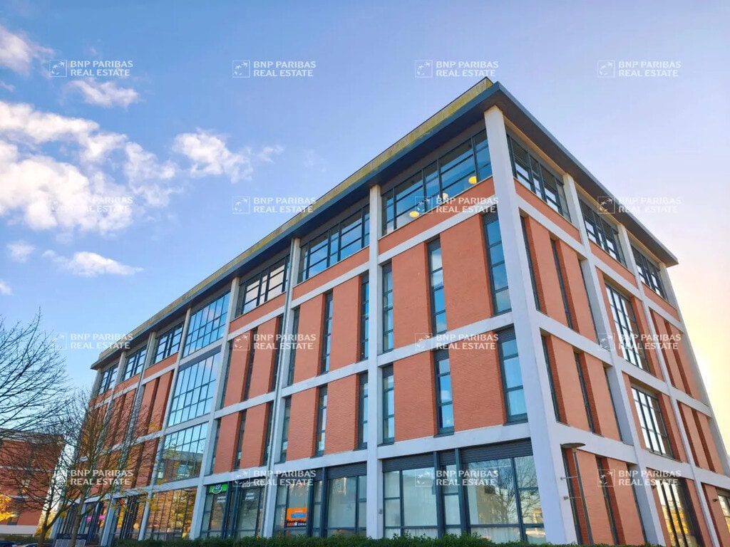 Vente Bureaux 437 m² - Photo 1