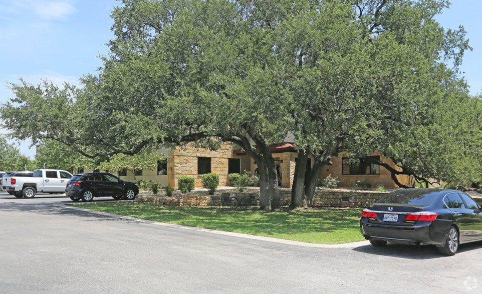 2500 NE Inner Loop, Georgetown, TX for sale - Primary Photo - Image 1 of 1