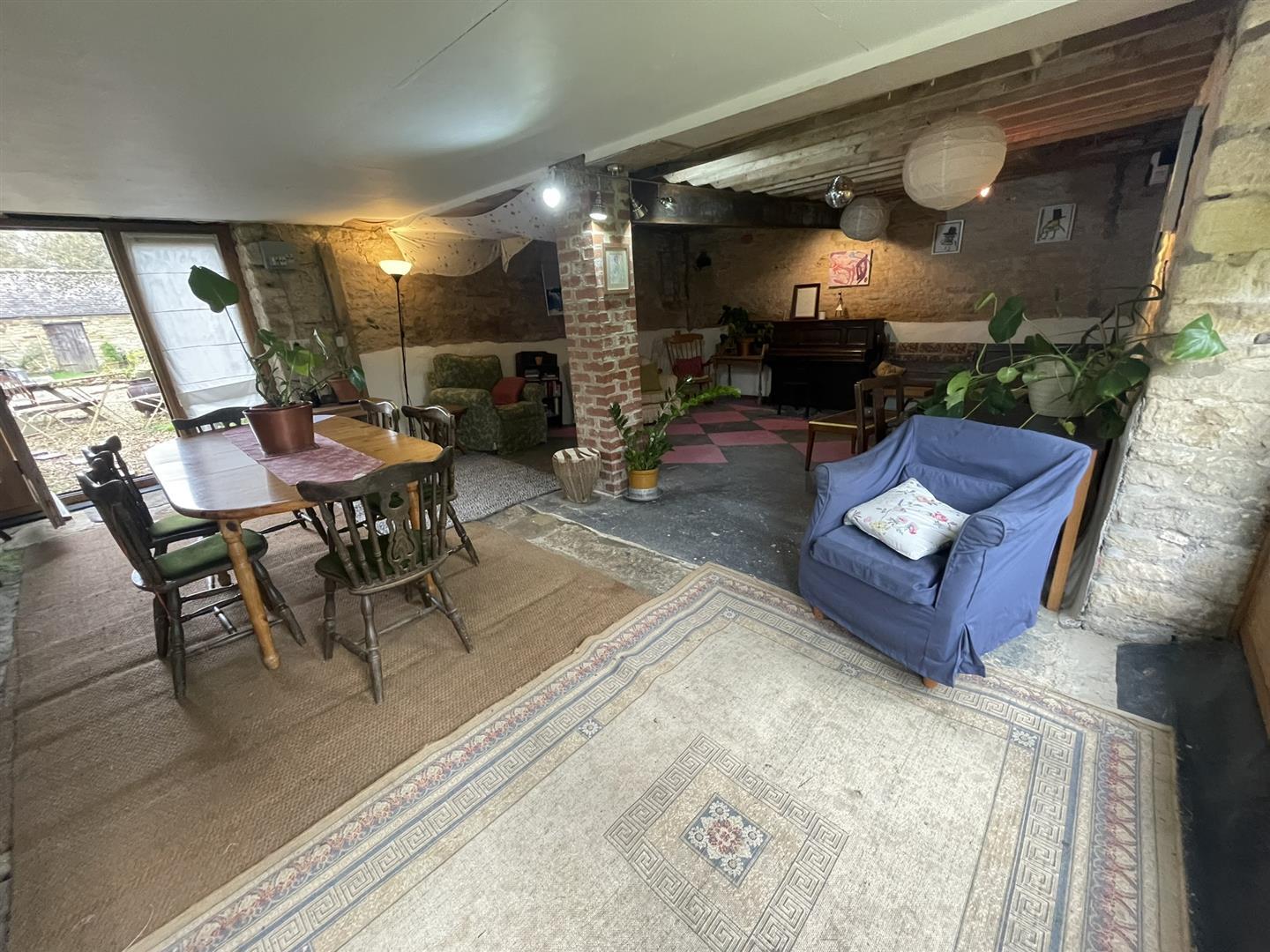 The Green, Chipping Norton to rent Interior Photo- Image 1 of 2