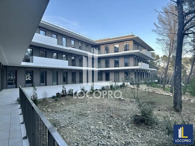 Office in Valbonne to rent - Building Photo - Image 3 of 12