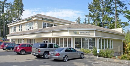 5790 Soundview Dr, Gig Harbor, WA for rent Building Photo- Image 1 of 7