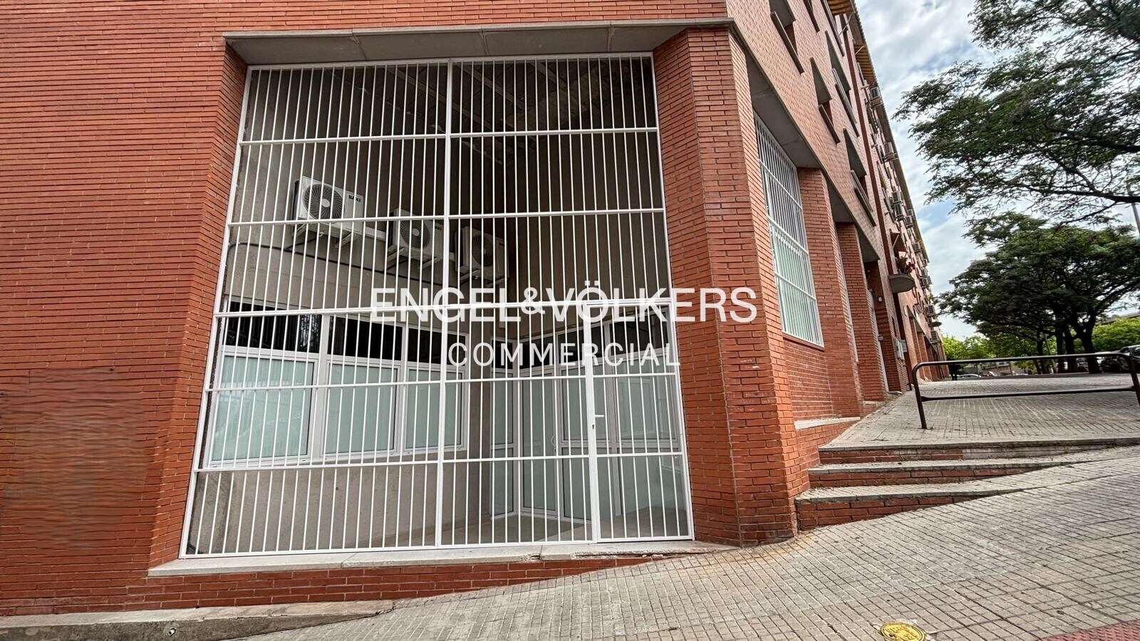 Build-to-Rent in Ripollet, Barcelona for sale Building Photo- Image 1 of 12