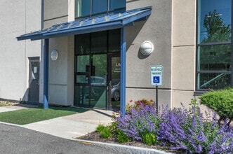 34 Commerce Way, Woburn, MA to rent Building Photo- Image 2 of 16