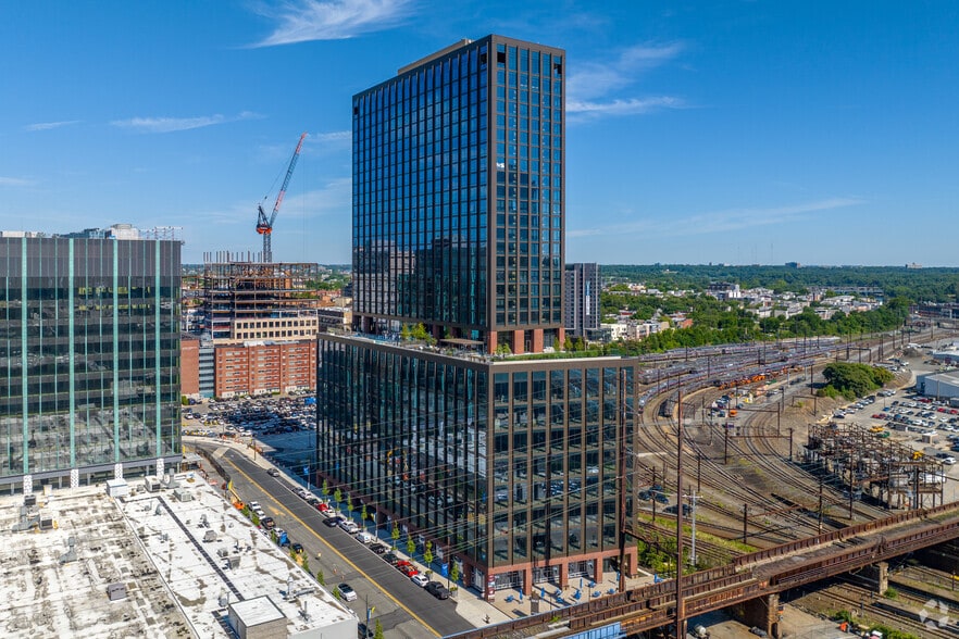 3025 John F Kennedy Blvd, Philadelphia, PA to rent - Building Photo - Image 2 of 28