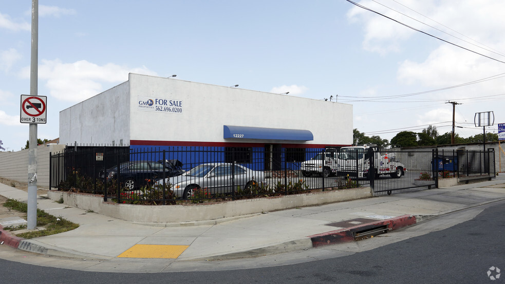 12227-12235 Avalon Blvd, Los Angeles, CA for sale - Primary Photo - Image 1 of 1