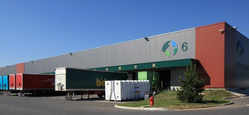 Industrial in Vémars to rent - Building Photo - Image 2 of 5