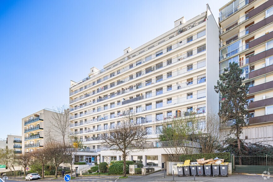 Office in Meudon to rent - Building Photo - Image 2 of 2