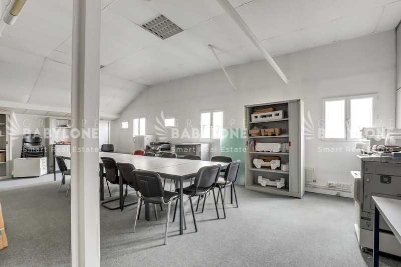 130 Rue De Normandie, Courbevoie to rent - Interior Photo - Image 3 of 8