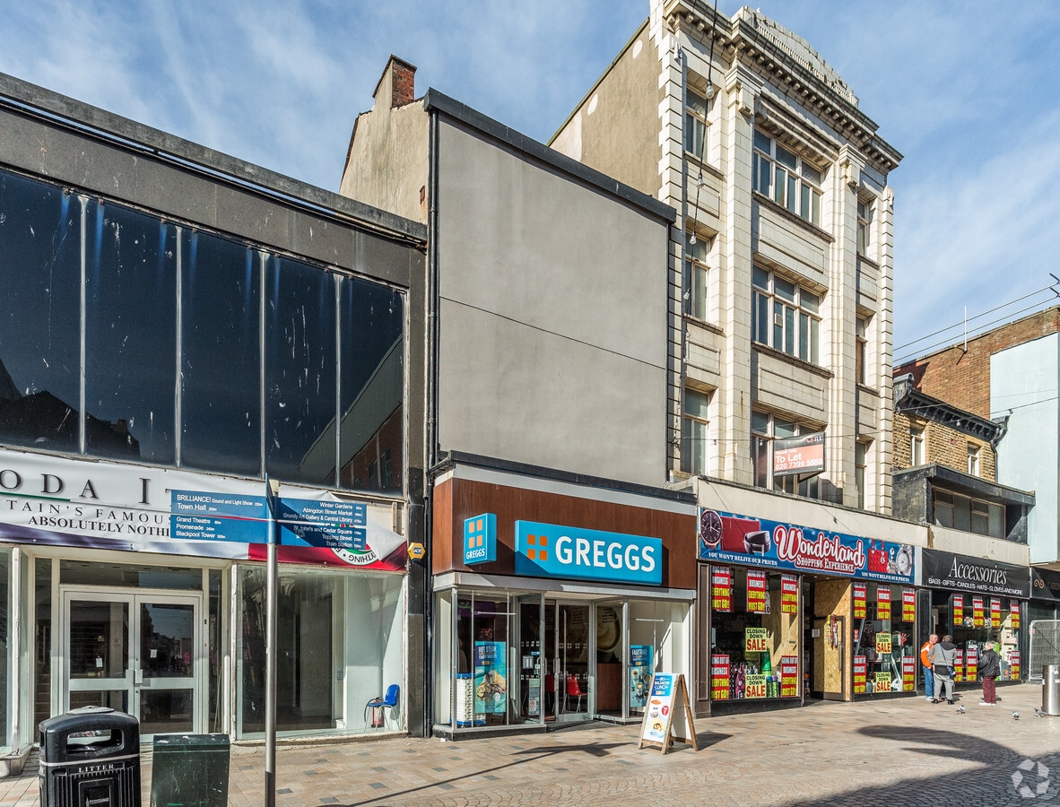 7274 Church St, Blackpool, FY1 1HP UK