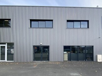 More details for 85 Rue Des Droits De L'Homme, Saint-André-de-Cubzac - Light Industrial to Rent