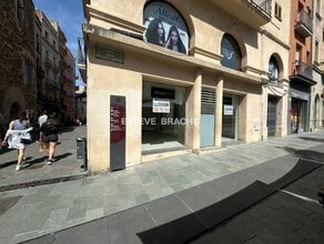 Retail in Granollers, Barcelona to rent Interior Photo- Image 1 of 3