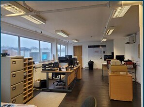 Abbots Rd, Falkirk to rent Interior Photo- Image 2 of 4