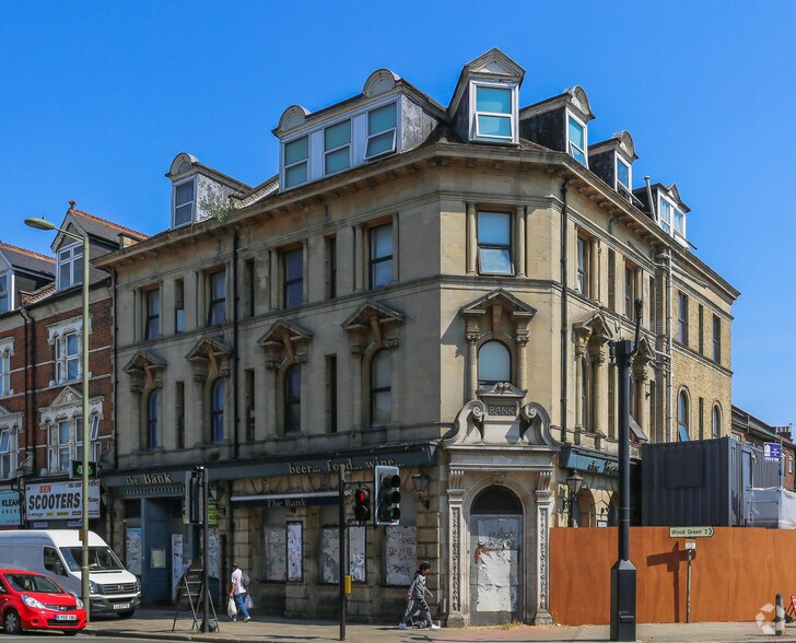36-38 Friern Barnet Rd, London for sale - Primary Photo - Image 1 of 1