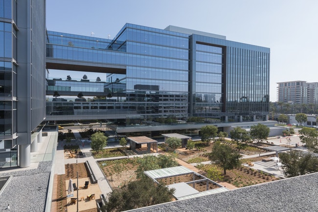 More details for 18565-18575 Jamboree Rd, Irvine, CA - Office to Rent