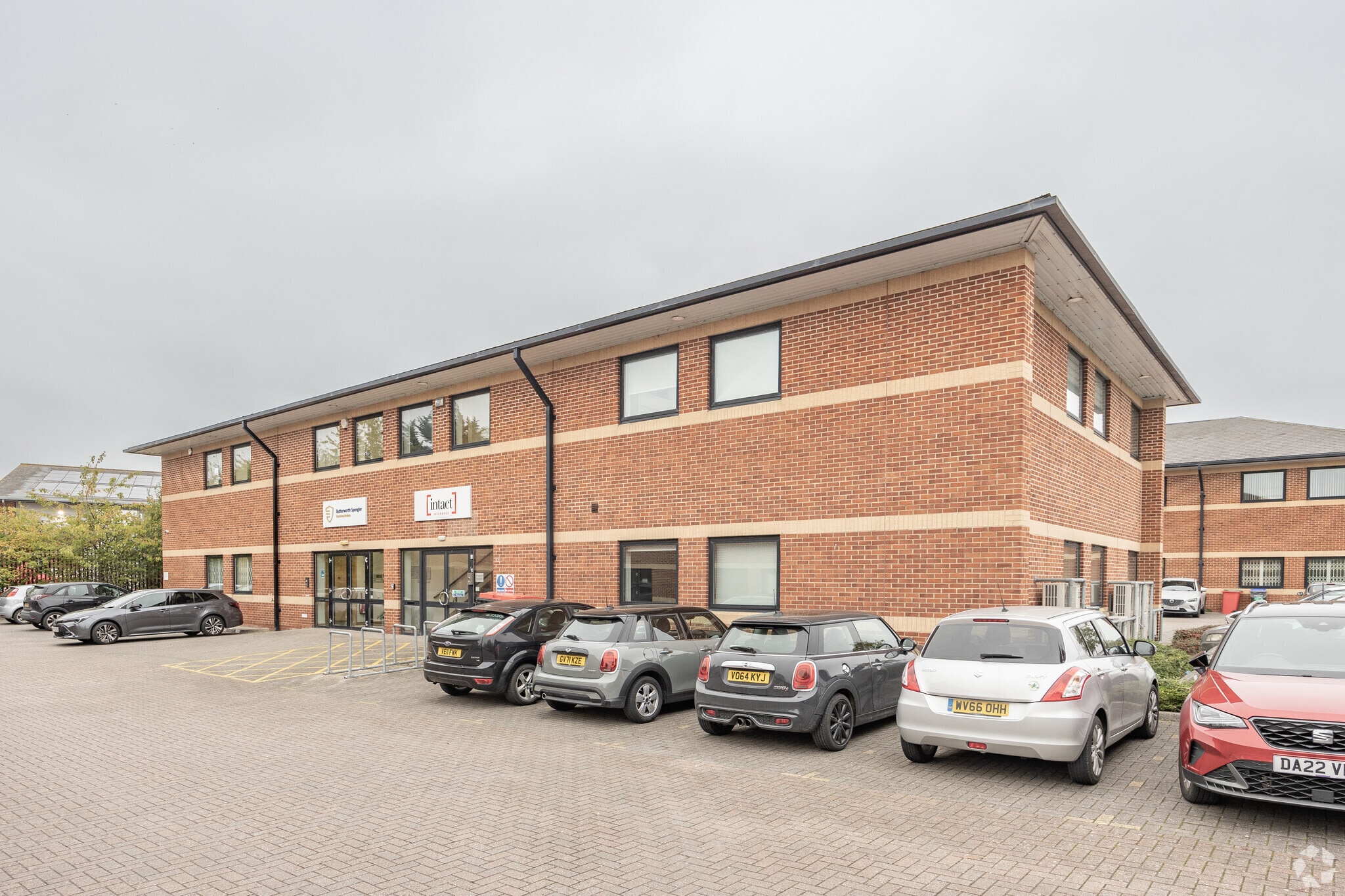 Falcon Clos, Quedgeley for sale Primary Photo- Image 1 of 1