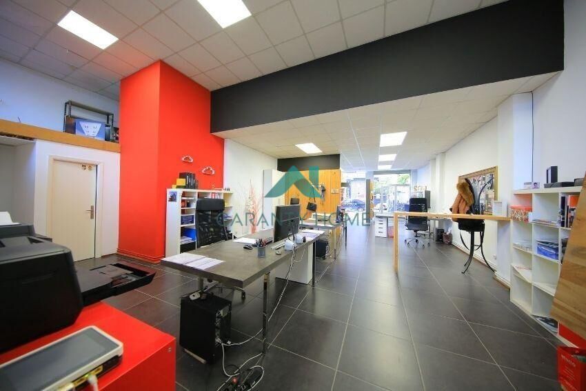 Retail in GASTEIZ, Álava for sale Interior Photo- Image 1 of 10