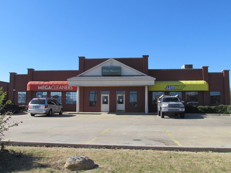 22 NW 67th St, Lawton, OK for sale - Building Photo - Image 1 of 8