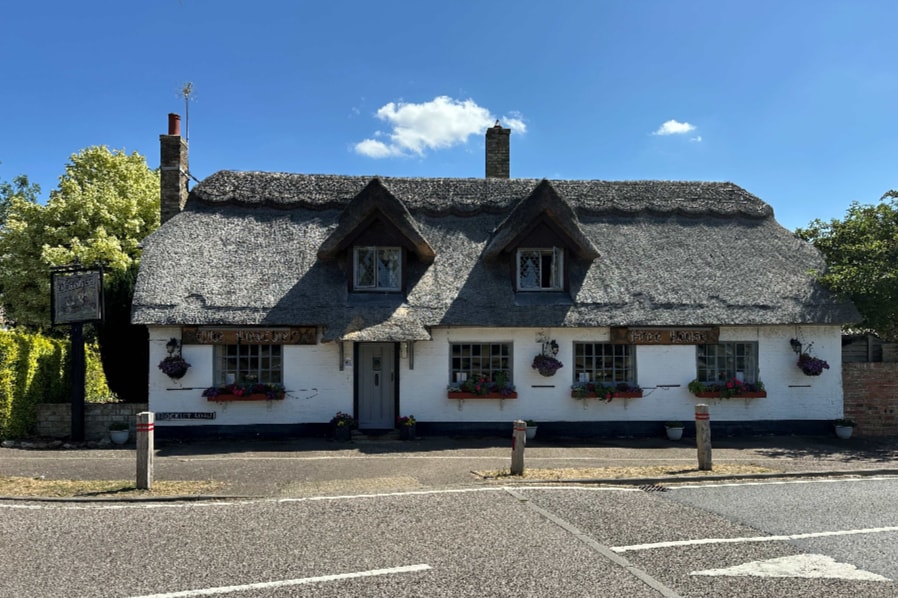 1 Brockley Rd, Elsworth for sale Primary Photo- Image 1 of 9