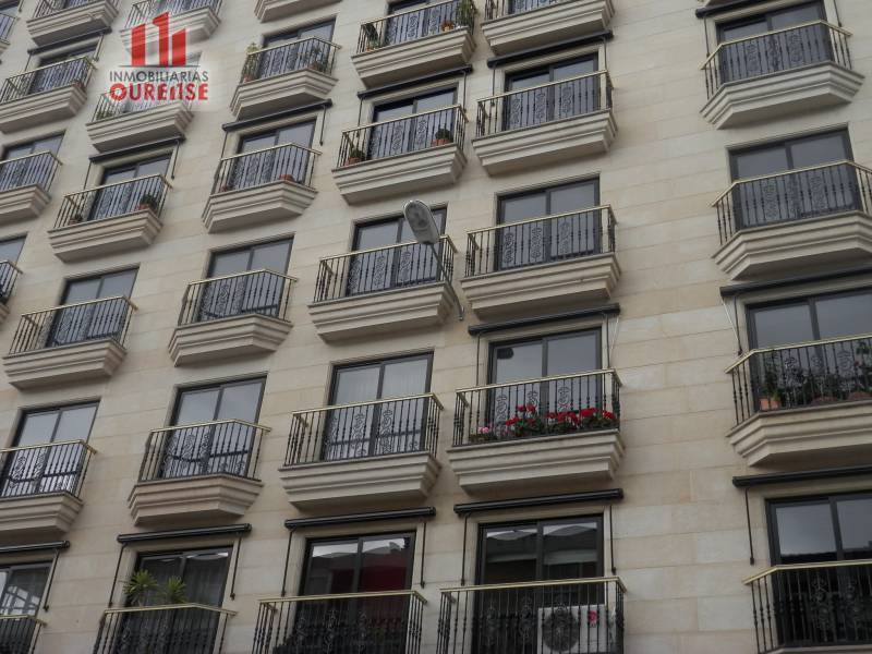 Retail in Ourense, Orense to rent Building Photo- Image 1 of 2