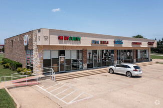 More details for 909-911 E Davis St, Mesquite, TX - Retail for Rent