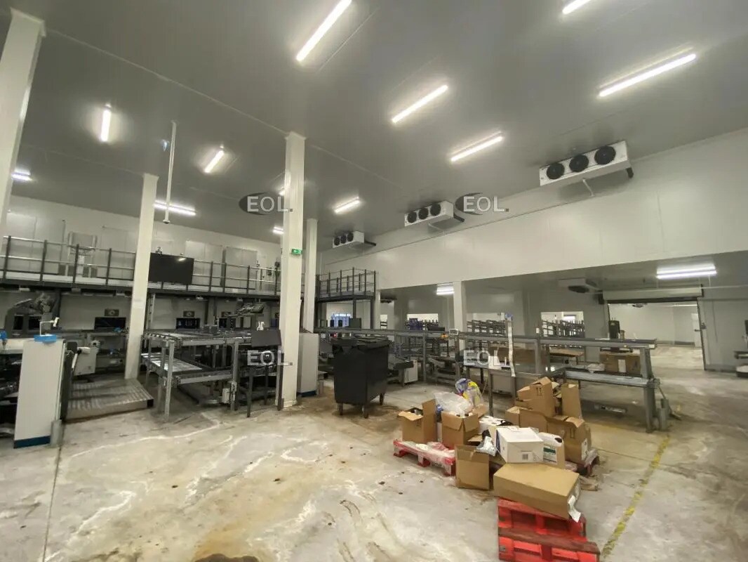 Light Industrial in Neuilly-sur-Marne to rent Interior Photo- Image 1 of 22