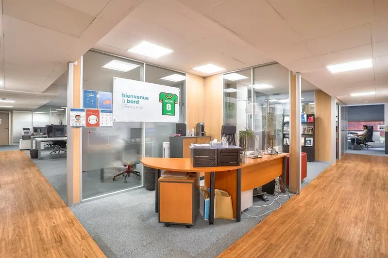 Office in Saint-Cloud to rent - Interior Photo - Image 3 of 8