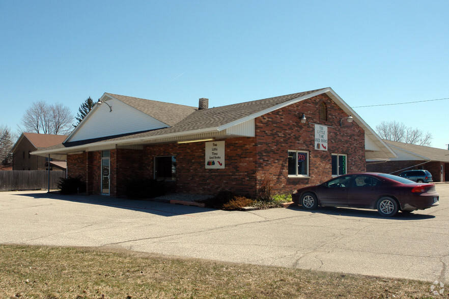 1305 Gratiot Blvd, Marysville, MI for sale - Primary Photo - Image 1 of 1