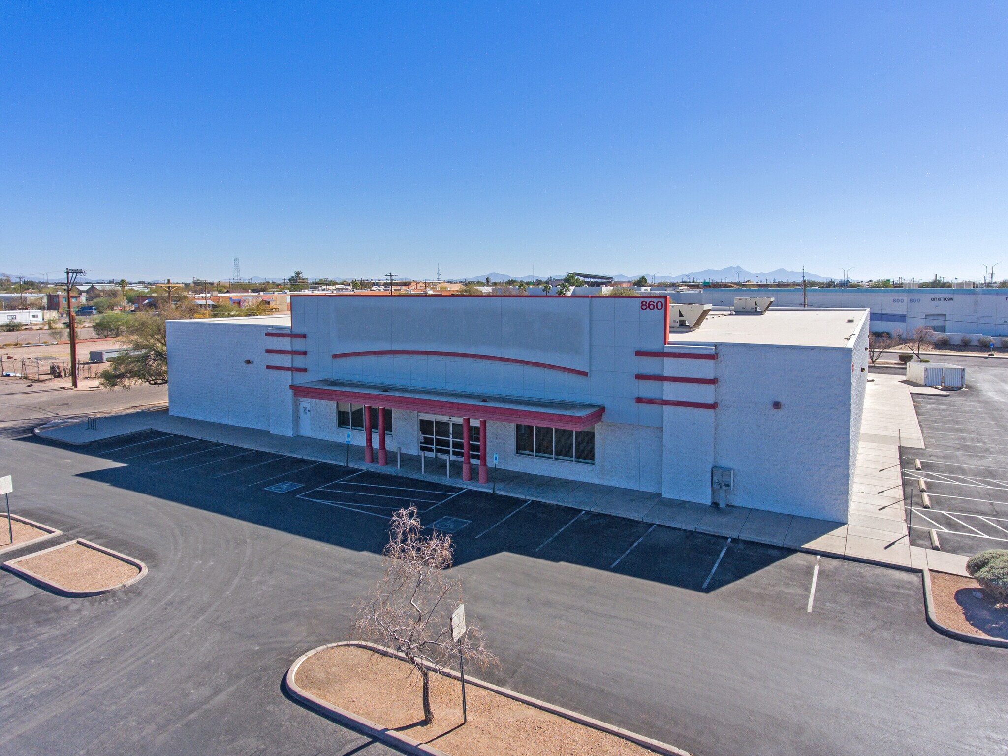 860 E Broadway Blvd, Tucson, AZ to rent Building Photo- Image 1 of 8