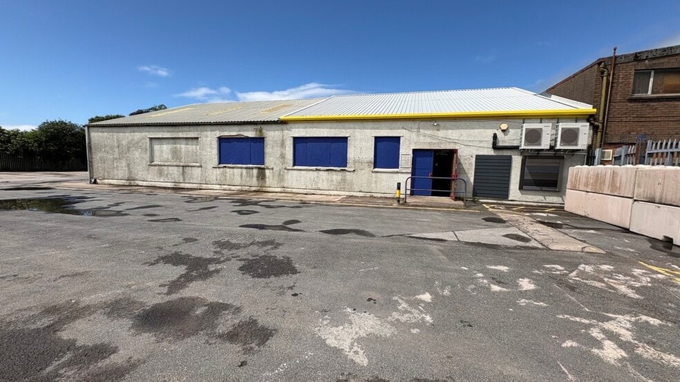 5 Woodbank, Egremont for sale - Primary Photo - Image 1 of 6